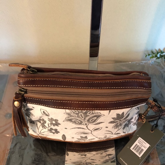 Myra Bag Creamy Petal Pouch NWT - Picture 5 of 7